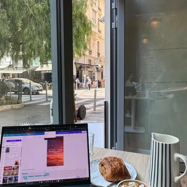 eburnie coffee shop nice