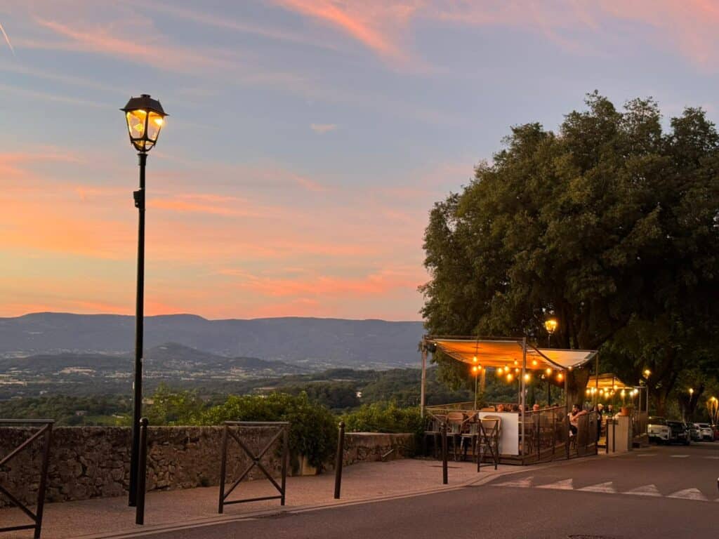 village bonnieux luberon provence vaucluse