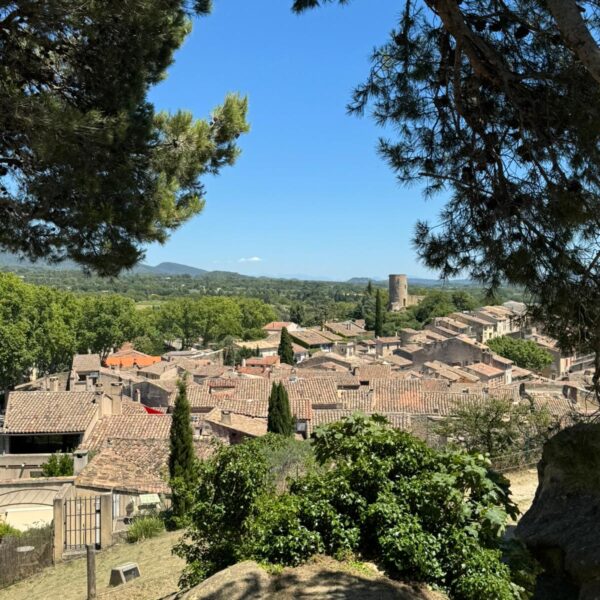 village cucuron provence luberon