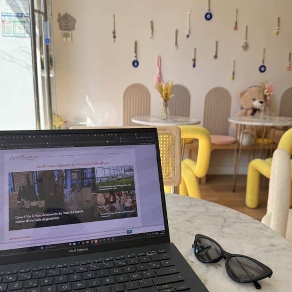 hope coffee shop nice
